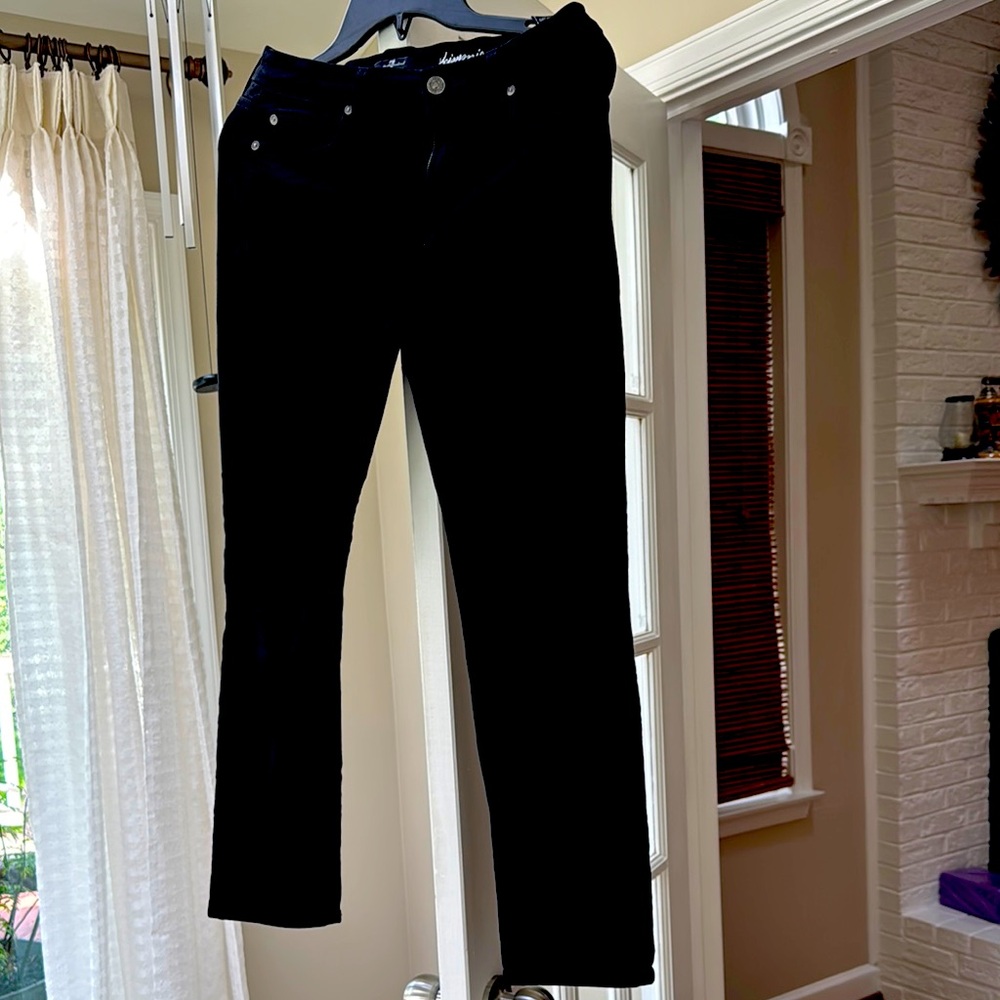 7 For All Mankind Black Kimmie Crop Jeans